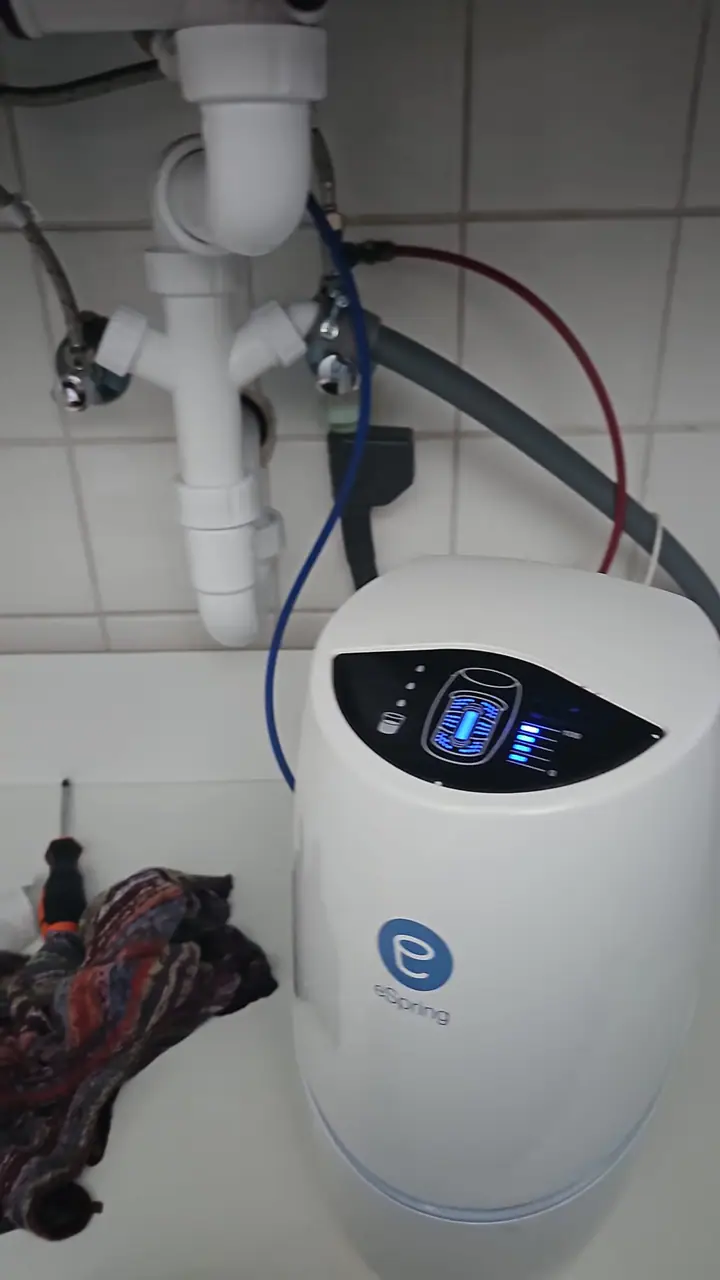 Kelheim: Trinkwasseraufbereitung oder Zusatzarmatur eingebaut und fachgerecht an das Hauswasser angeschlossen. Trinkwasseranlage einbauen und anschließen in Kelheim